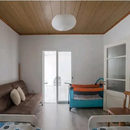 Semesterbostad Maro's Village House *